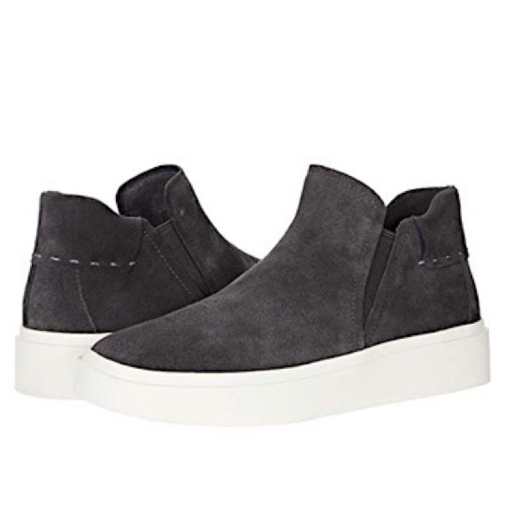 Dolce Vita Vinni Platform Pull on Slip on Sneaker US 7.5 in Anthracite Suede